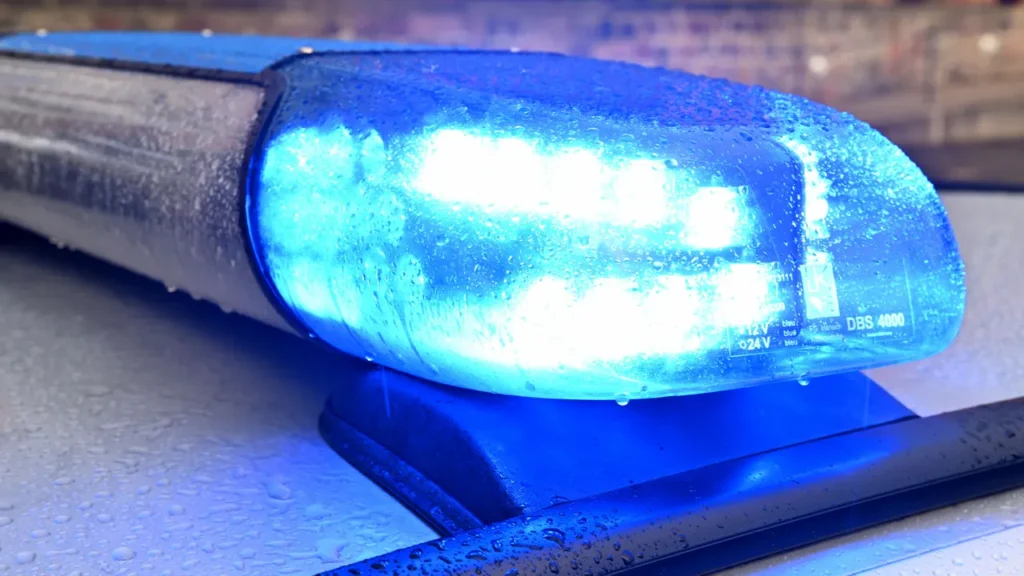 18-year-old shot in neck during argument on Chicago’s Southwest Side: police